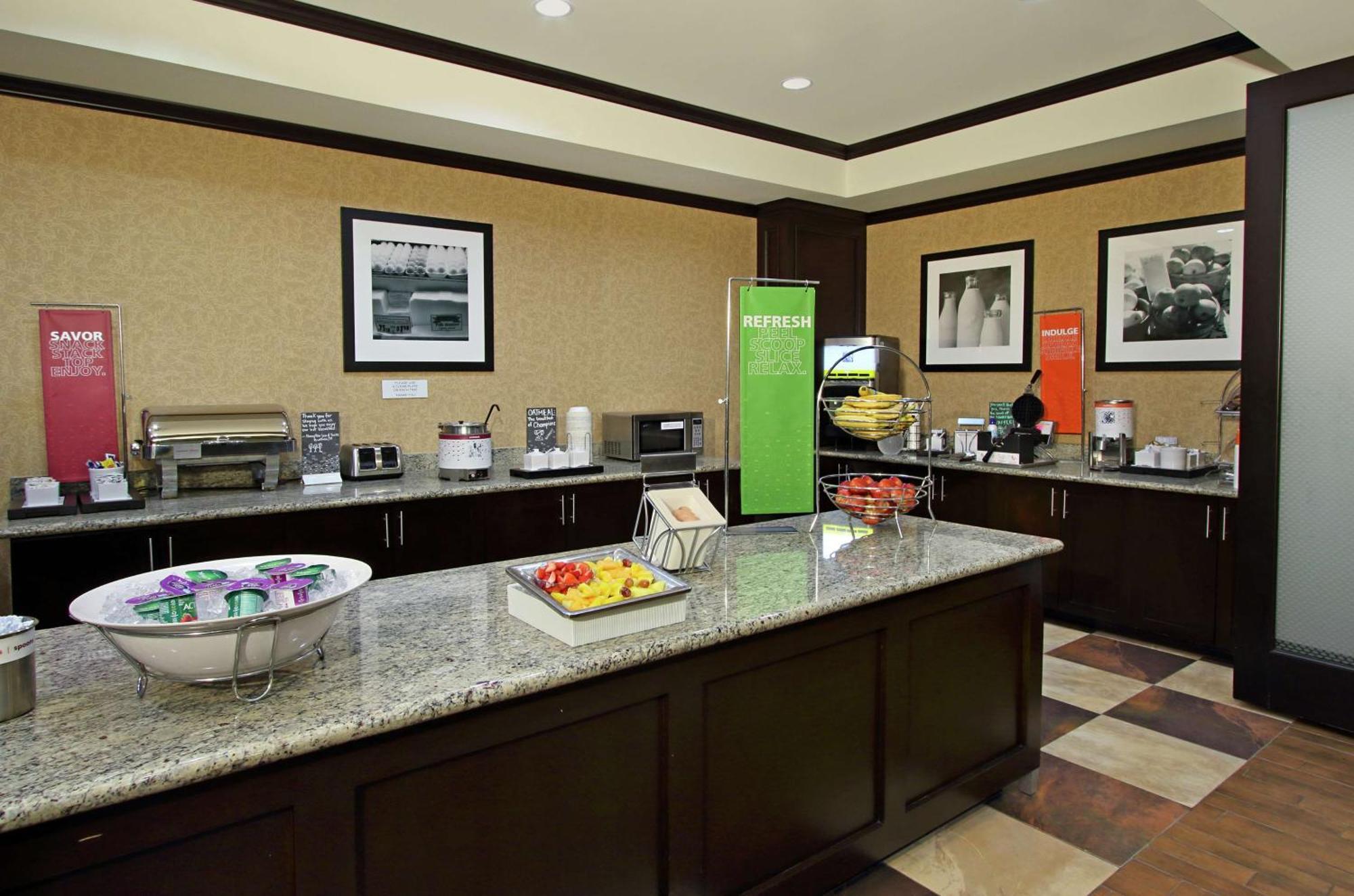 Hampton Inn & Suites Buffalo Eksteriør billede